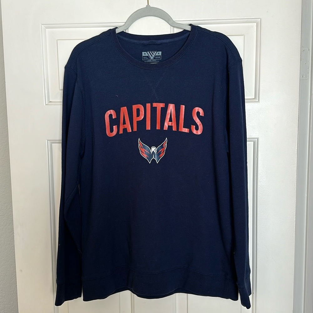 ❌DONATED❌ Washington Capitals Hockey vintage style sweatshirt - medium, unisex